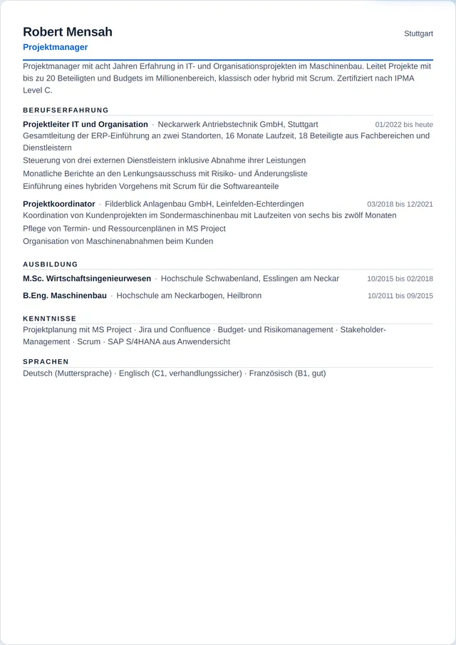 Beispiel-Lebenslauf als Projektmanager mit fiktiven Angaben: Robert Mensah, Projektmanager